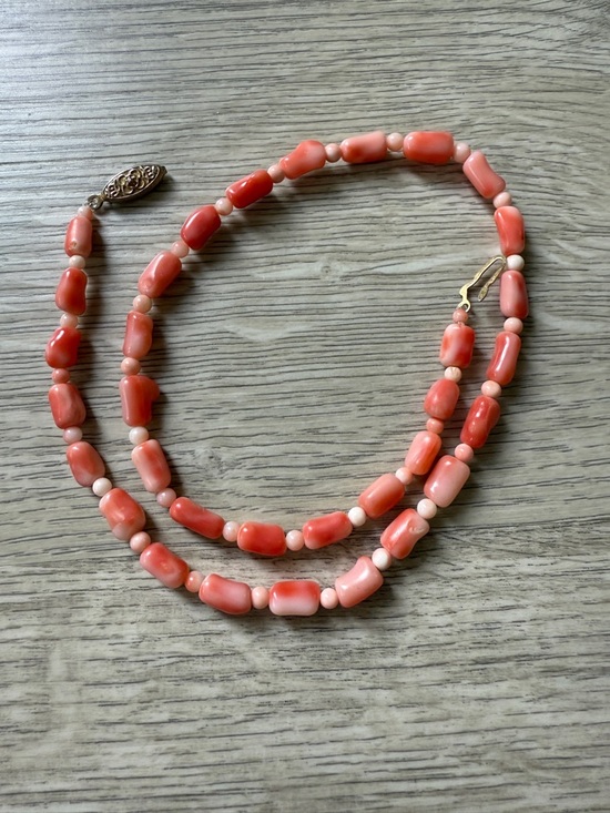 Jewelry - Gorgeous Vintage Angel Skin Coral Beaded Necklace Natural Rare Unique
